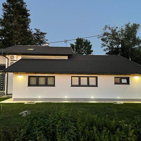 Pampas Apartments Mreznica Duga Resa Zewnętrze zdjęcie