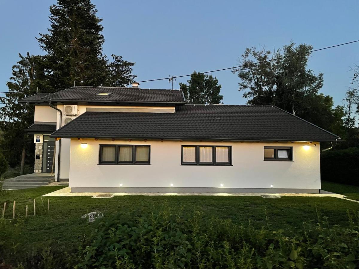 Pampas Apartments Mreznica Duga Resa Zewnętrze zdjęcie