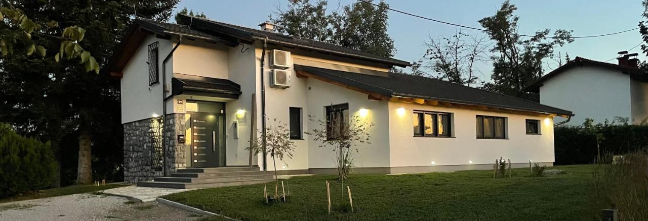 Pampas Apartments Mreznica Duga Resa Zewnętrze zdjęcie